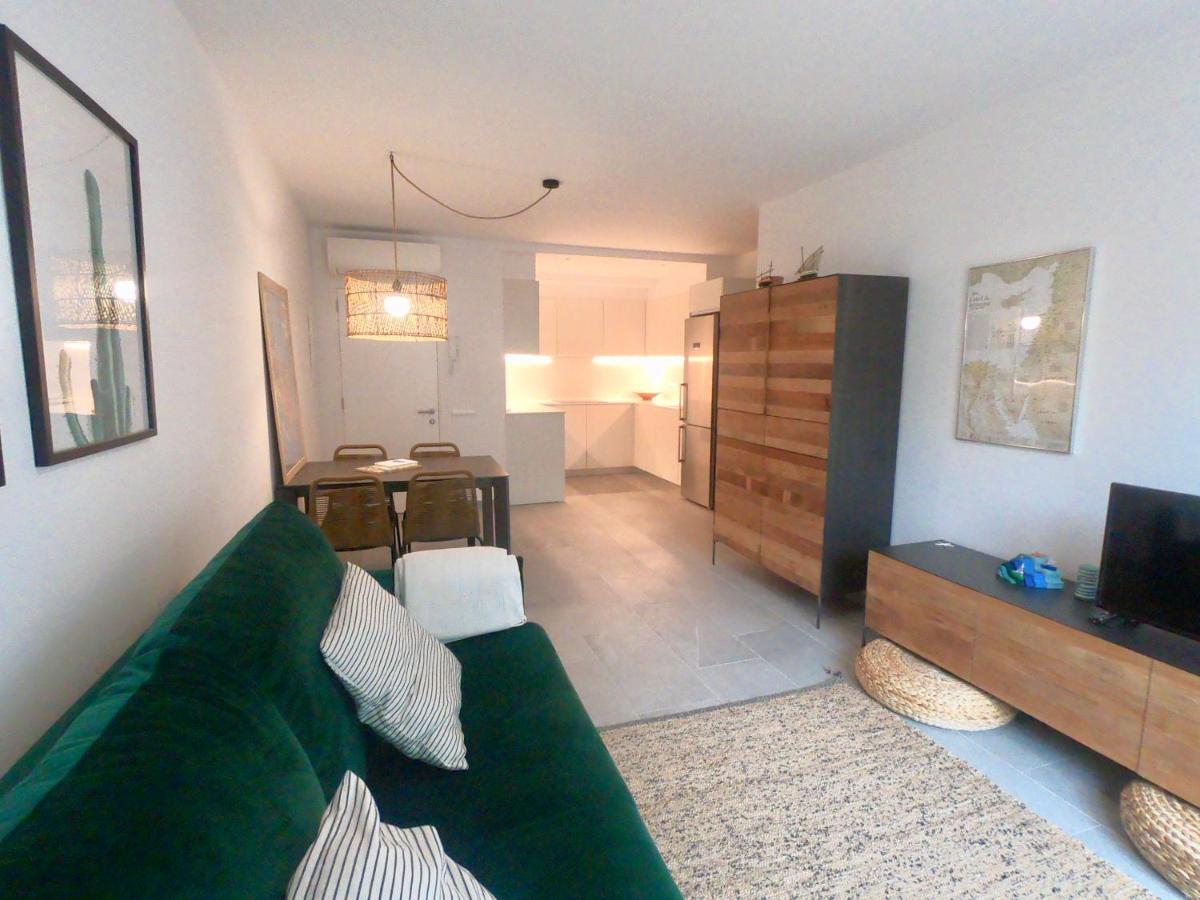 Apartamento Nuevo En El Centro Con Garaje Cadaques Exterior photo